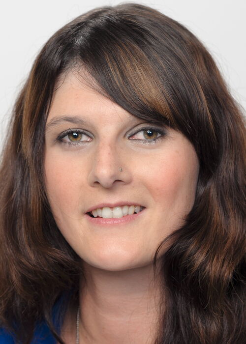 Gruppenleiterin im Chinderhuus BABAR, Ausbildnerin FaBe Kleinkinder, Kita, Kinderkrippe, Kindertagesstätte Zürich Oerlikon Seebach